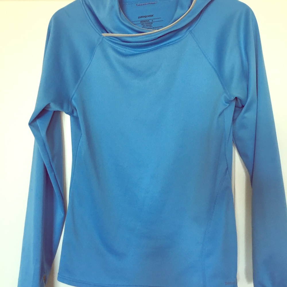 Patagonia sun shirt w/hood